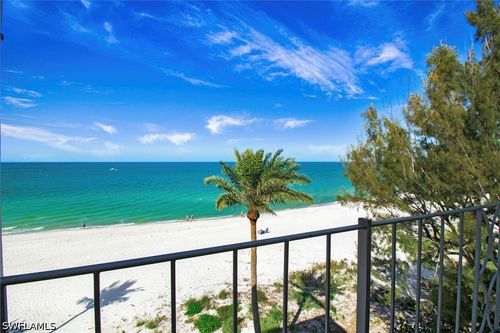 56-2011 Gulf Shore Blvd N, NAPLES, FL, 34102-4632 | Card Image