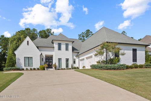 111 Edenberg Bnd, Madison, MS, 39110-2302 | Card Image