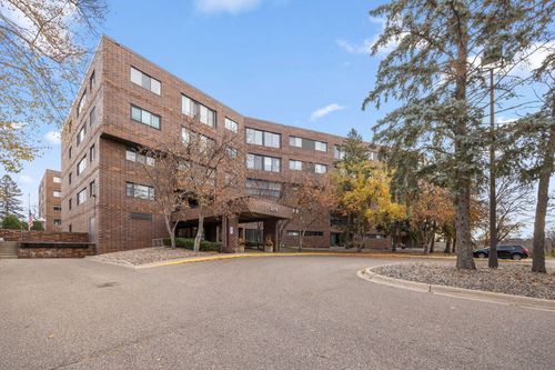 apt-202w-2275 Youngman Ave, Saint Paul, MN, 55116-4406 | Card Image