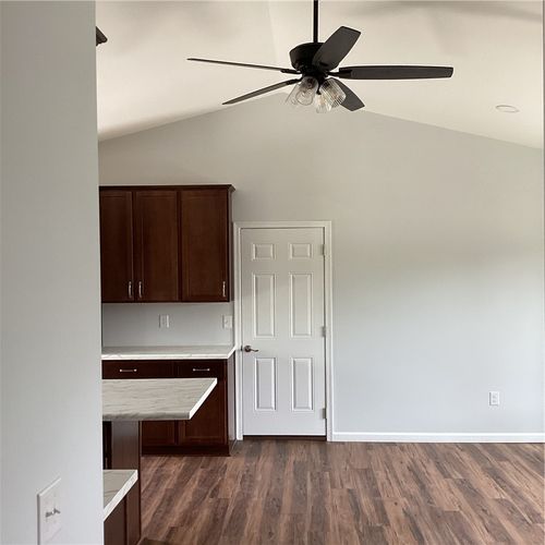 300 Lutz Dr, Union, OH, 45322-3333 | Card Image