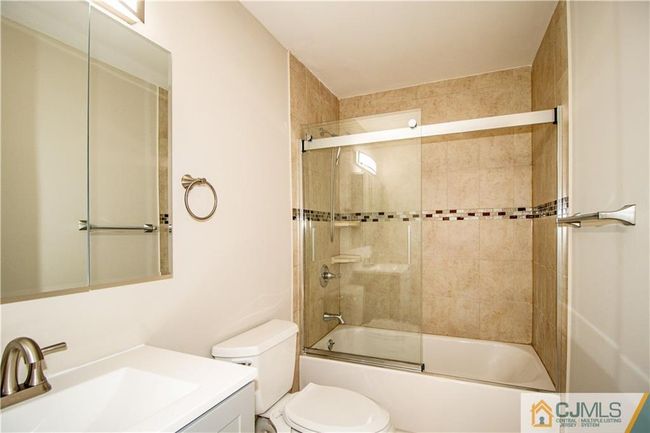 APT-11 - 400 Cranbury Rd, Townhouse with 1 bedrooms, 1 bathrooms and null parking in East Brunswick NJ | Image 13