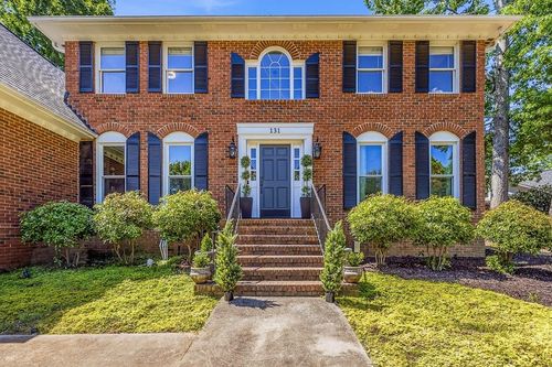 131 Woodridge Dr, Spartanburg, SC, 29301-1204 | Card Image