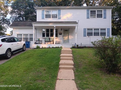 4 Maryland Dr, Jackson, NJ, 08527-2133 | Card Image