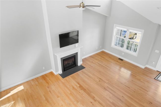 5 - 5 Thelma Ln, Condo with 2 bedrooms, 3 bathrooms and 4 parking in Middletown RI | Image 23