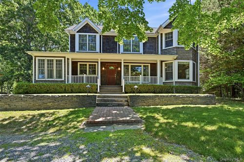 1195 Goose Creek Ln, Southold, NY, 11971-3510 | Card Image