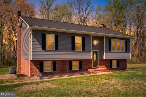 13452 Post Oak Rd, SPOTSYLVANIA, VA, 22551-5440 | Card Image