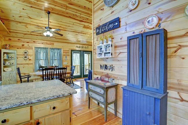 20 Lauras Cove Ln, House other with 2 bedrooms, 2 bathrooms and 1 parking in Murphy NC | Image 12