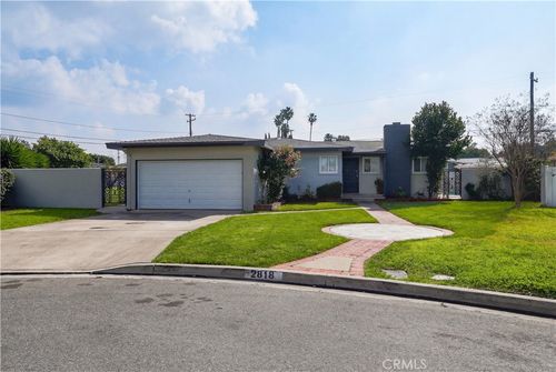 2818 W Bridgeport Ave, Anaheim, CA, 92804-2048 | Card Image