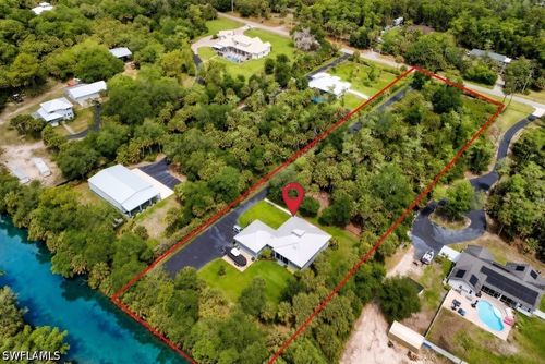 510 10th Ave Nw, Naples, FL, 34120-2084 | Card Image
