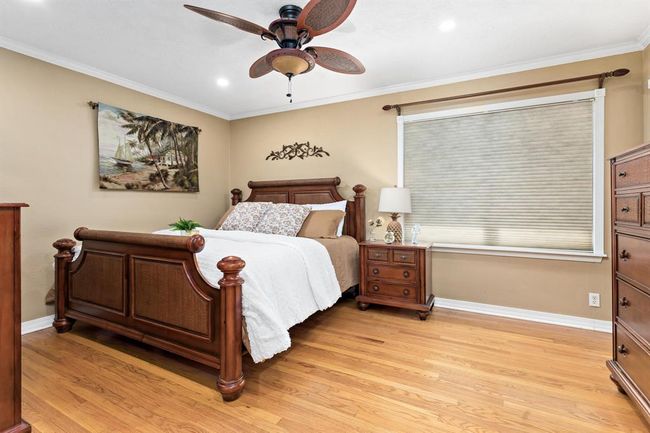 4859 Cleveland Ave, House other with 4 bedrooms, 3 bathrooms and 4 parking in Groves TX | Image 16