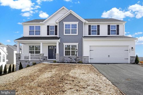 16554 Kennedy Cir, SHREWSBURY, PA, 17361-1868 | Card Image