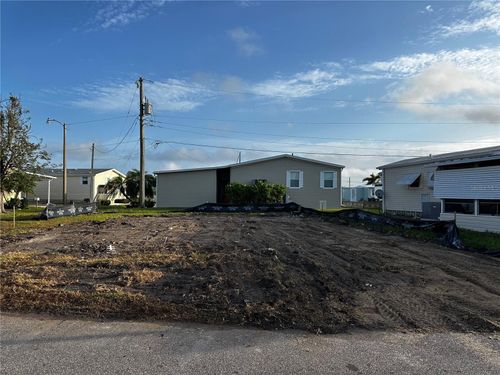 269 Jamaica Dr, PALMETTO, FL, 34221-3434 | Card Image