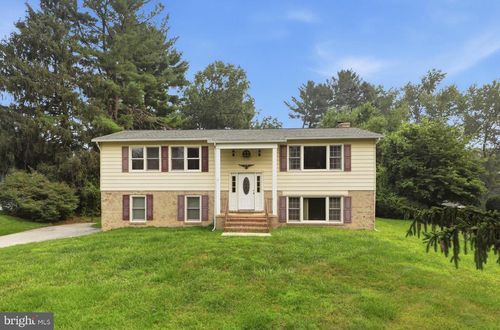 9210 Maple Rock Dr, ELLICOTT CITY, MD, 21042-1830 | Card Image