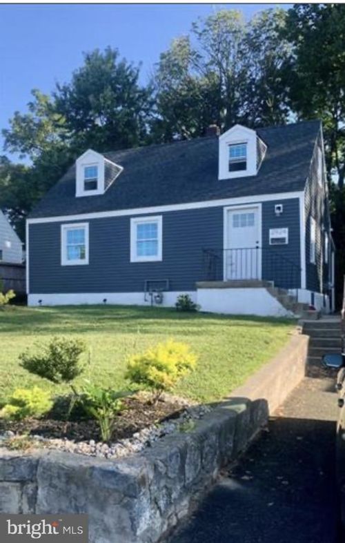 2924 Bethel Rd, CHESTER, PA, 19013-1404 | Card Image