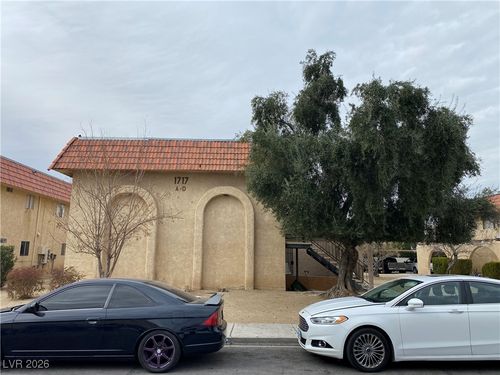1717 Cordoba Ln, Las Vegas, NV, 89108-2498 | Card Image