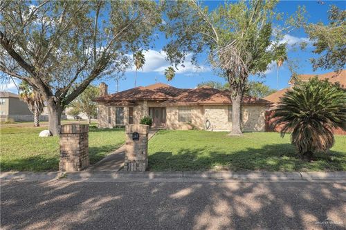 801 Meadow Wood Dr, Donna, TX, 78537-4119 | Card Image