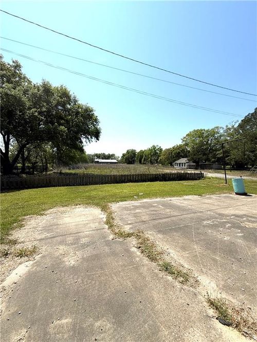 1920 W Main St, Ville Platte, LA, 70586-2838 | Card Image