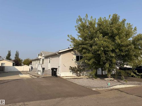 1706 Jubilee Loop, Sherwood Park, AB, T8H2N5 | Card Image