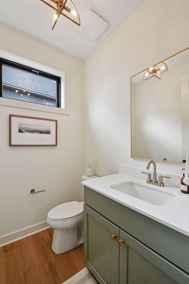 Main level 1/2 bath. | Image 8