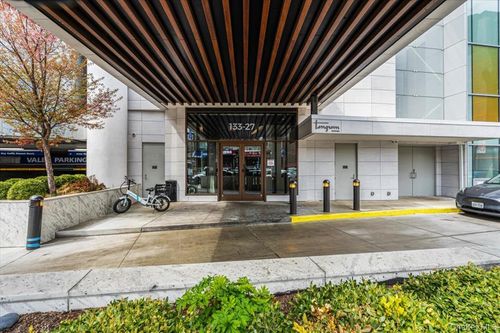 11h-13336 37th Ave, Flushing, NY, 11354-4419 | Card Image