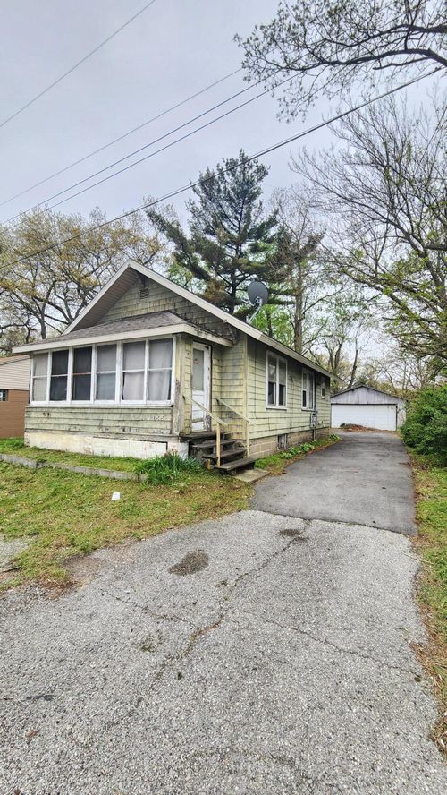 1545 Maple St, Michigan City, IN, 46360 | Card Image
