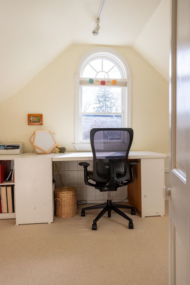APT-4 - 774 Middle St, Condo with 2 bedrooms, 1 bathrooms and null parking in Portsmouth NH | Image 7