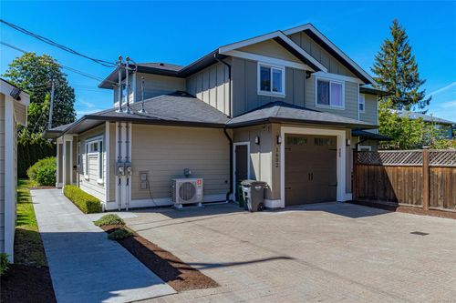 1602 Kenmore Rd, Victoria, BC, V8N2E4 | Card Image