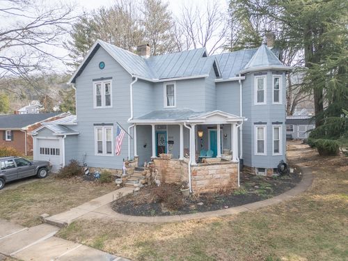 2354 Chestnut Ave, Buena Vista, VA, 24416-2620 | Card Image