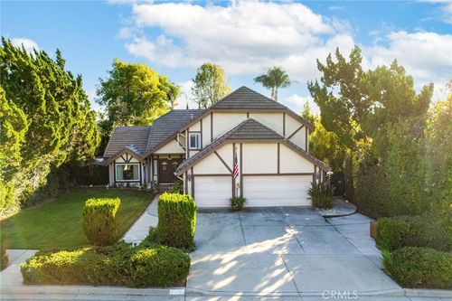 176 E Blue Mountain Way, Claremont, CA, 91711-2824 | Card Image