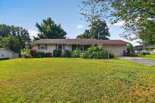 3015 John Glenn Dr, Jackson, MI, 49201-9004 | Card Image