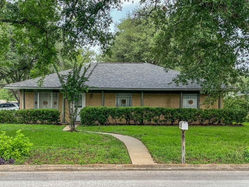 1092 S Holland St, Bellville, TX, 77418-2622 | Card Image
