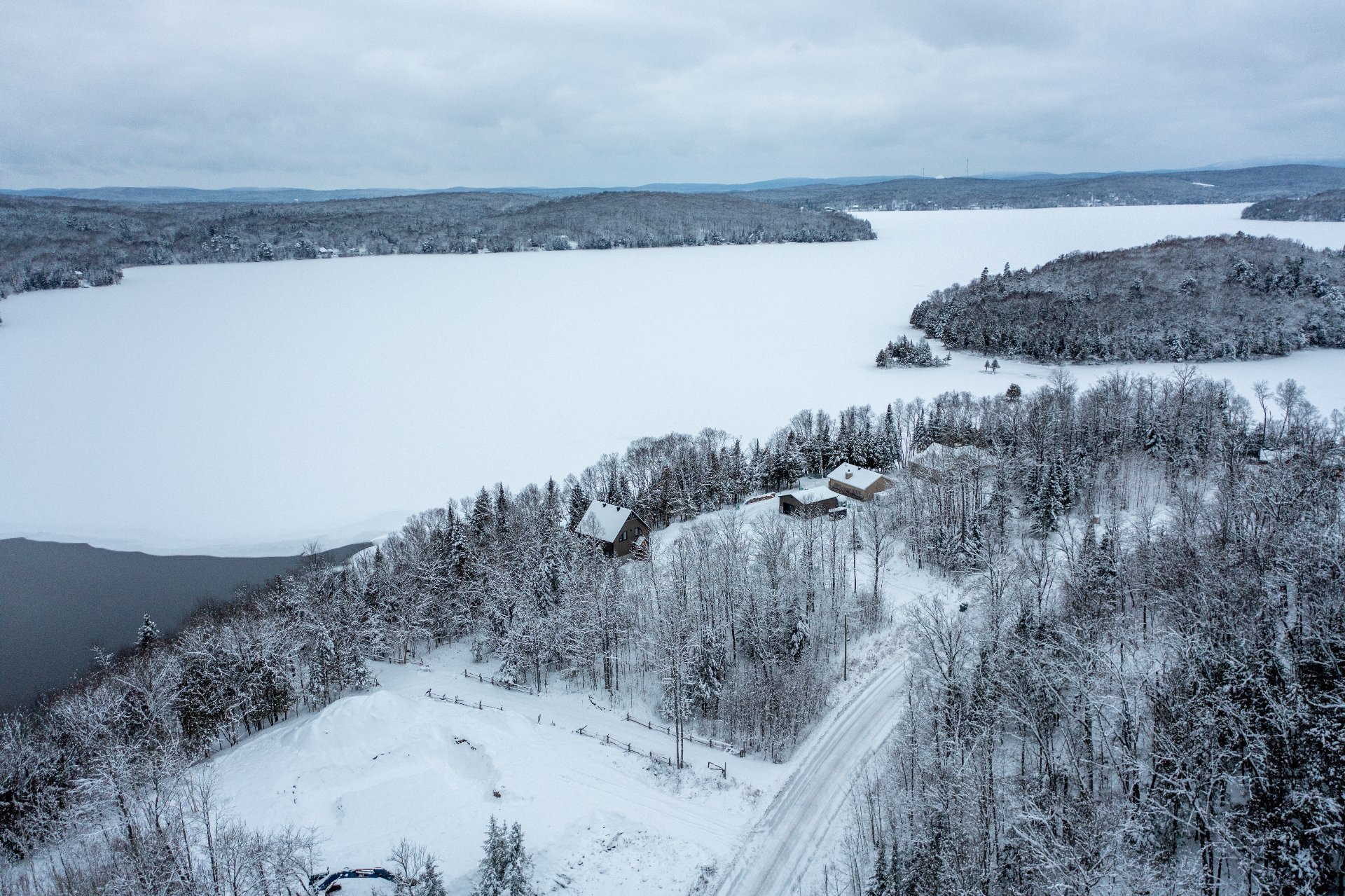 Land in Lac-des-Écorces
