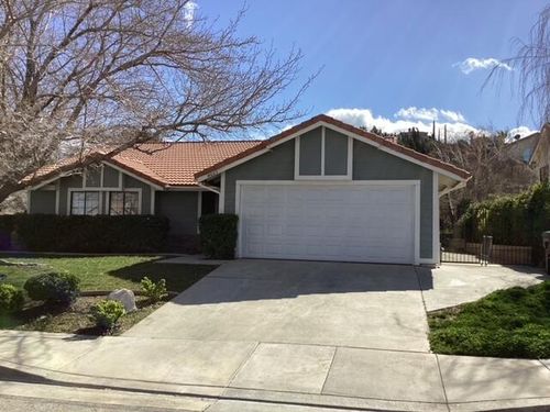 4660 Grandview Dr, Palmdale, CA, 93551-1108 | Card Image