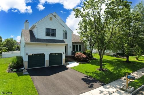 3 Fisher Dr, Hillsborough, NJ, 08844-5260 | Card Image