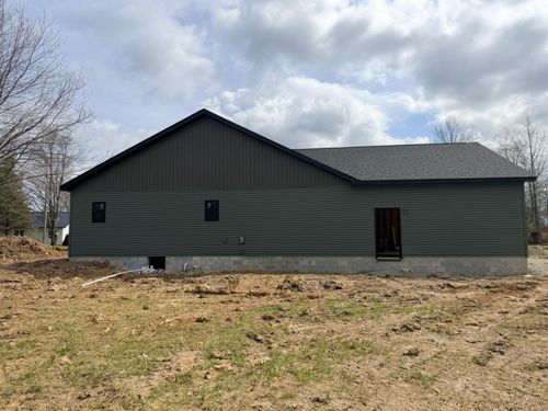 381 W Itawamba Trl, Greensburg, IN, 47240-8313 | Card Image