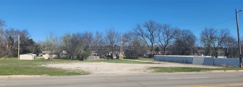 1500 W Main St, Henryetta, OK, 74437-3905 | Card Image
