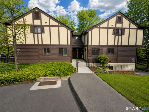 9-9 Tara Dr, Brookfield, CT, 06804-2707 | Card Image