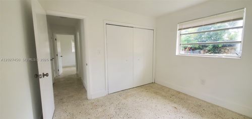 1032 Sw 10th Ave, Miami, FL, 33130-3618 | Card Image
