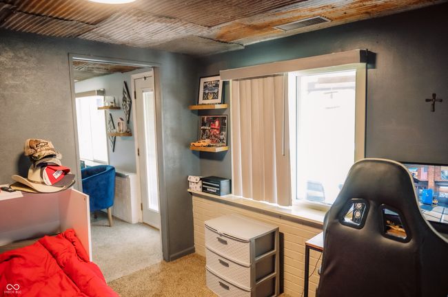 office with light colored carpet and visible vents | Image 13