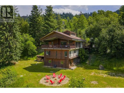 1137 Mcleod Rd, Fruitvale, BC, V0G1L1 | Card Image