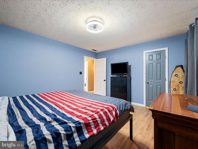 161 Apache Trl, House other with 3 bedrooms, 3 bathrooms and null parking in Chester Gap VA | Image 13