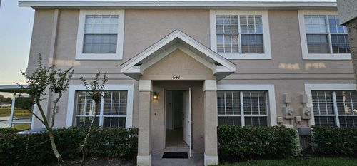 641 Kensington Lake Cir, BRANDON, FL, 33511-3888 | Card Image
