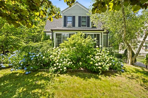 293 School St, Whitman, MA, 02382-1942 | Card Image