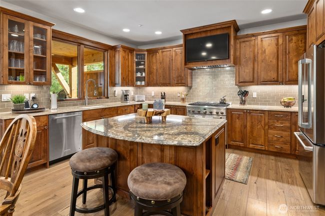 170 Rinky Dink Ln, House other with 5 bedrooms, 4 bathrooms and 3 parking in Cle Elum WA | Image 9