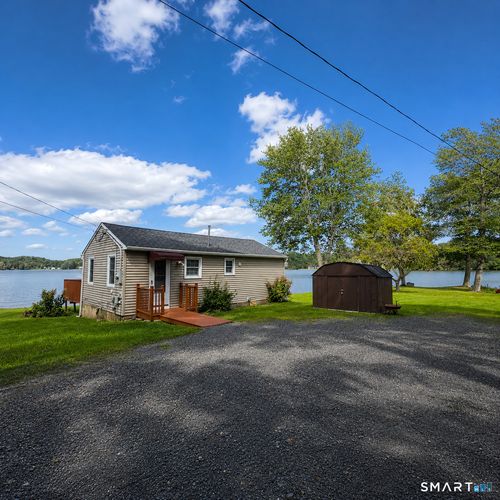 112 Mattabeseck Rd, Middlefield, CT, 06455-1344 | Card Image