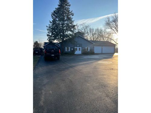 2919 IL Rt 173, Richmond, IL, 60071 | Card Image