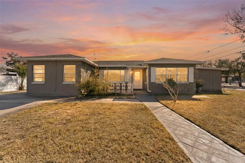 2526 W Cordelia St, Tampa, FL, 33607-1910 | Card Image