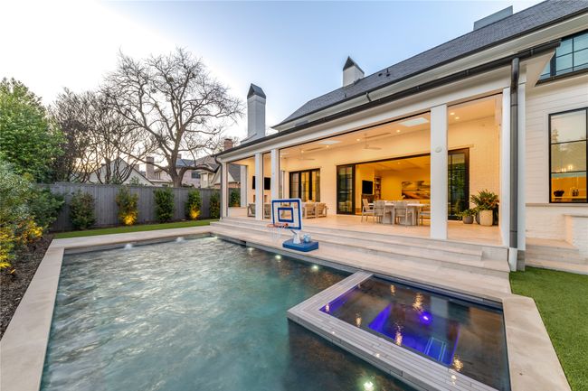 3537 Wentwood Dr, House other with 5 bedrooms, 7 bathrooms and null parking in Dallas TX | Image 32