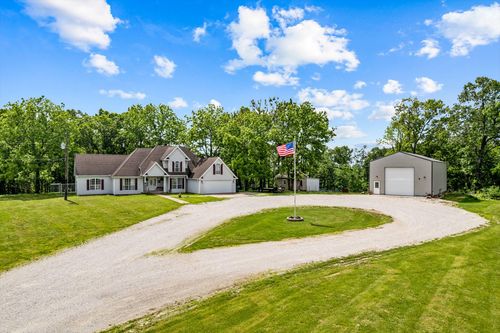2952 Clearview Dr, Mansfield, MO, 65704-7201 | Card Image