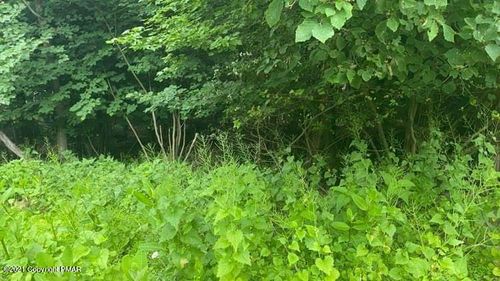 9 Sky Hawk Trl, Scotrun, PA, 18355 | Card Image